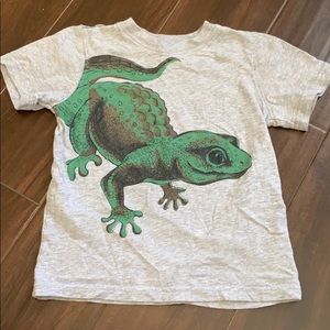 • Carter’s lizard 🦎 shirt, 5T •